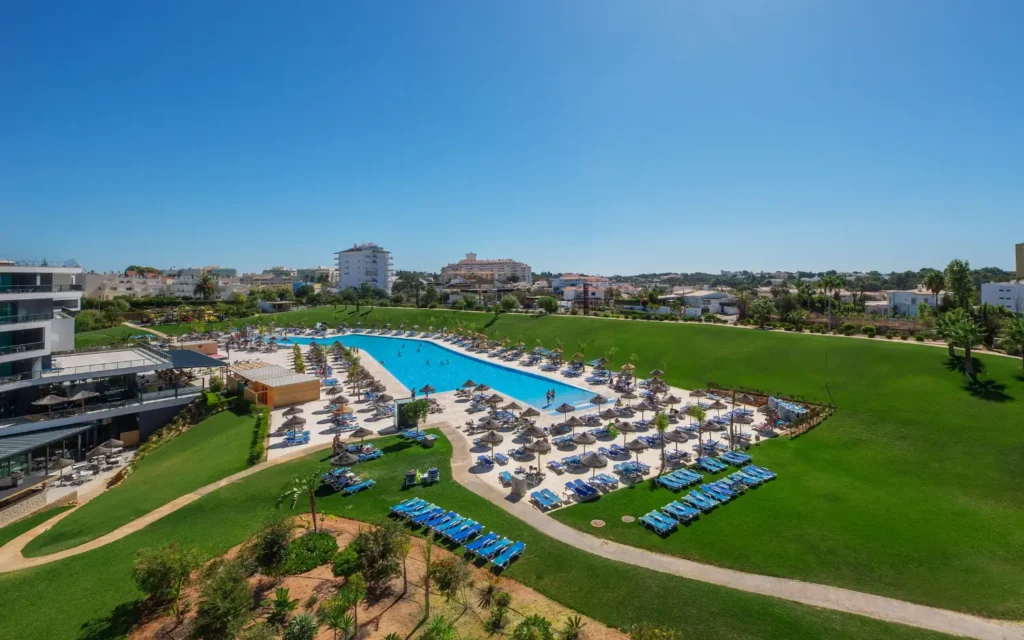 Alvorbaia exterior pool 2